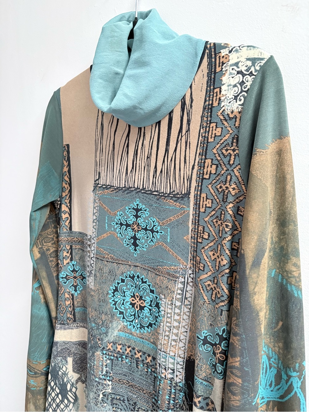 Save The Queen Maxi Dress - Picture 9 of 10